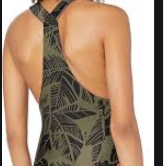 RVCA swimsuit - Picture 2 of 2